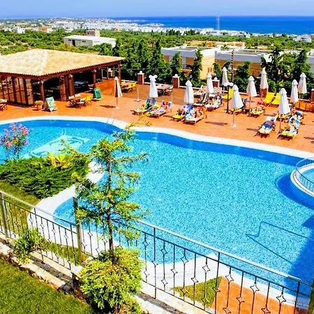 Ippoliti Village Lägenhetshotell