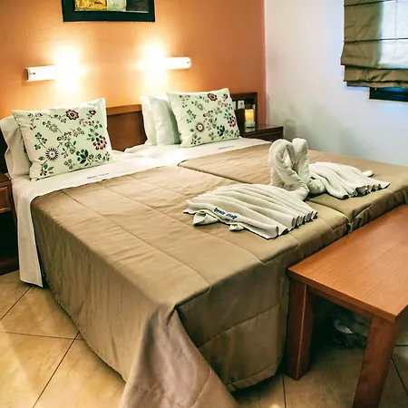 Ippoliti Village Lägenhetshotell 3*