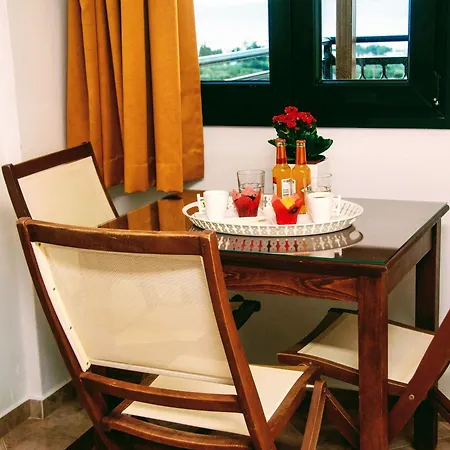 Lägenhetshotell Ippoliti Village 3*