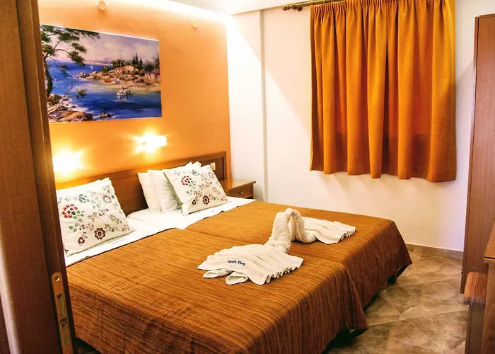 Ippoliti Village Апарт-отель 3*