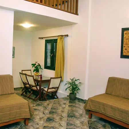 מלון דירות Ippoliti Village