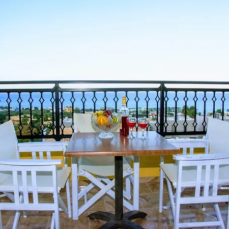 Ippoliti Village アパートホテル 3*