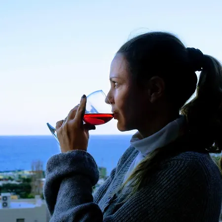 Ippoliti Village アパートホテル 3*