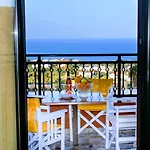 Ippoliti Village 3*
