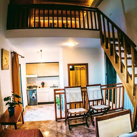Ξενοδοχείο με διαμερίσματα Ippoliti Village
