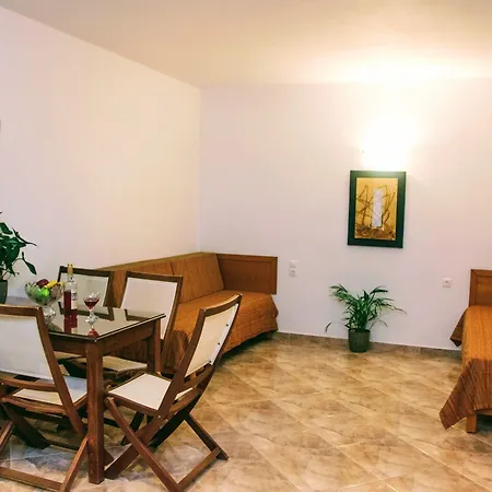 Ξενοδοχείο με διαμερίσματα Ippoliti Village