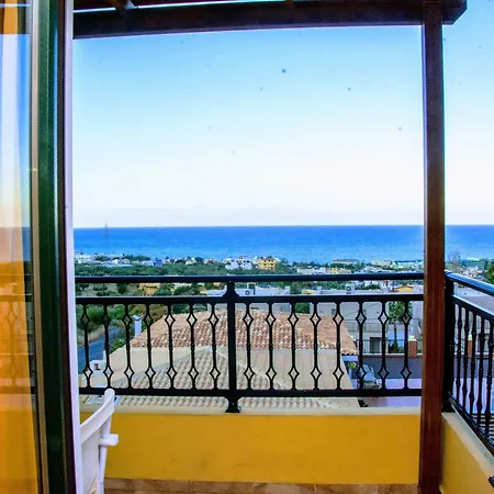 Ξενοδοχείο με διαμερίσματα Ippoliti Village 3*