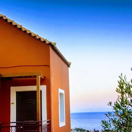 Ippoliti Village 3*