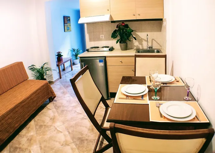 Ippoliti Village Hotel apartamentowy 3*