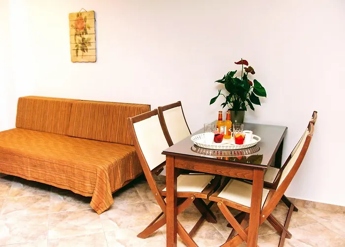 Ippoliti Village Hotel apartamentowy 3*